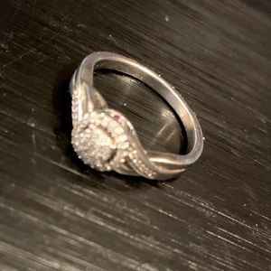 Diamond ring